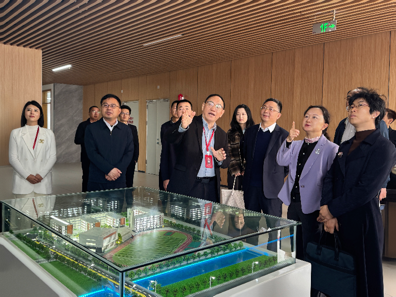 广东省人大调研组莅临我校调研指导民办教育工作